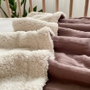 Paturica bebe din muselina si blanita Teddy taupe (1)